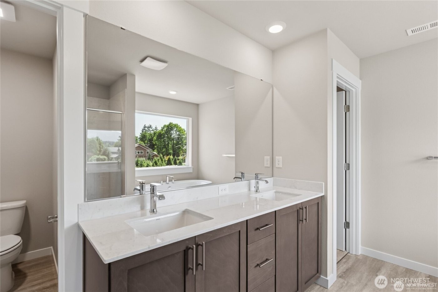 691 SE 12th Place #26, North Bend, WA 98045