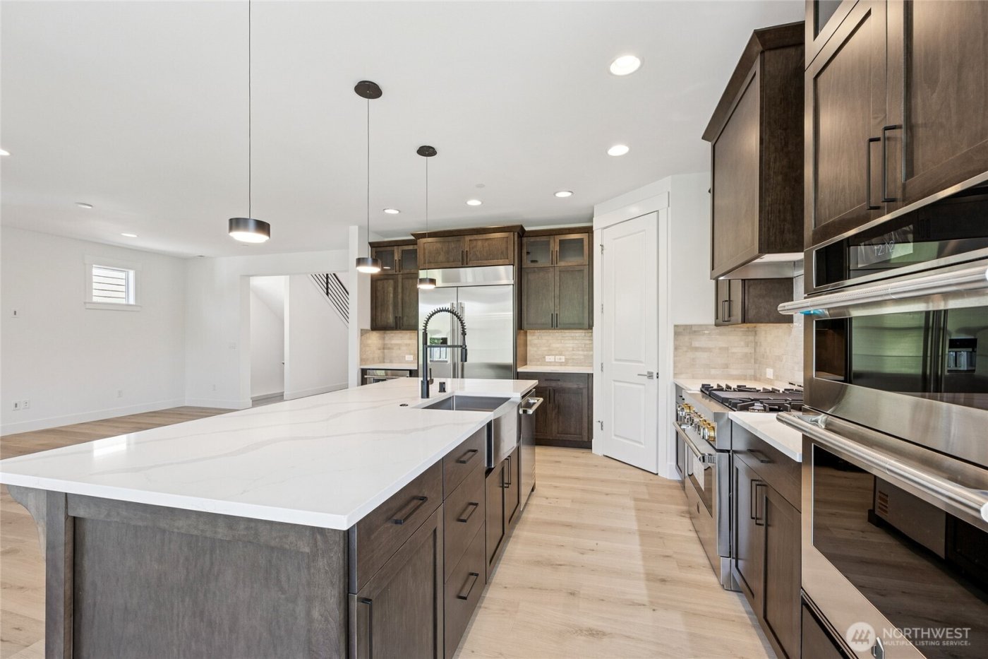 19515 81st Place NE #1, Kenmore, WA 98028