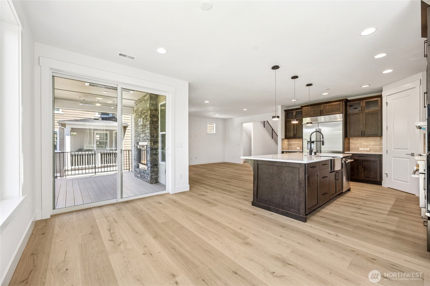 19515 81st Place NE #1, Kenmore, WA 98028