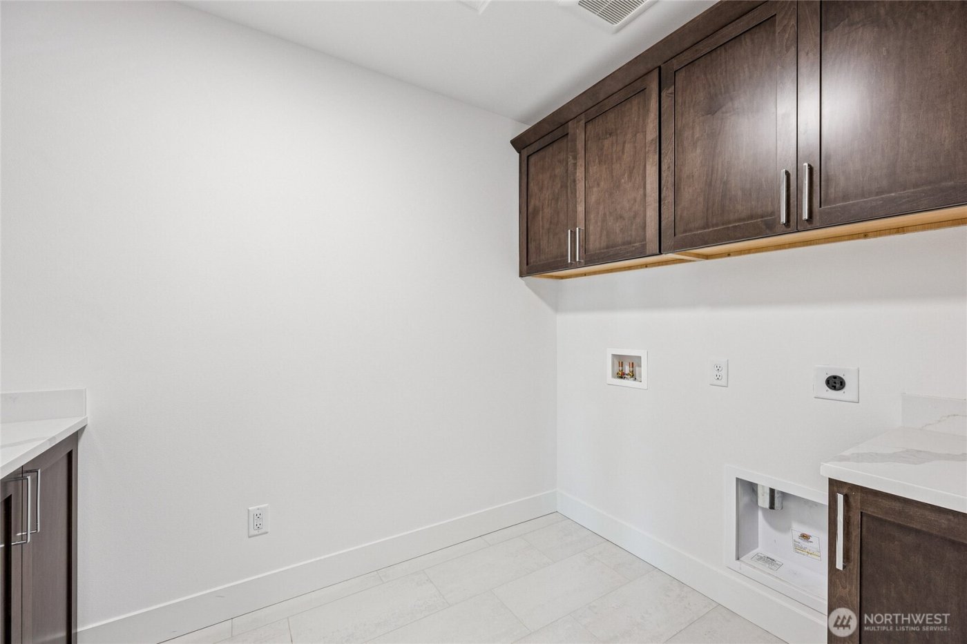 19515 81st Place NE #1, Kenmore, WA 98028