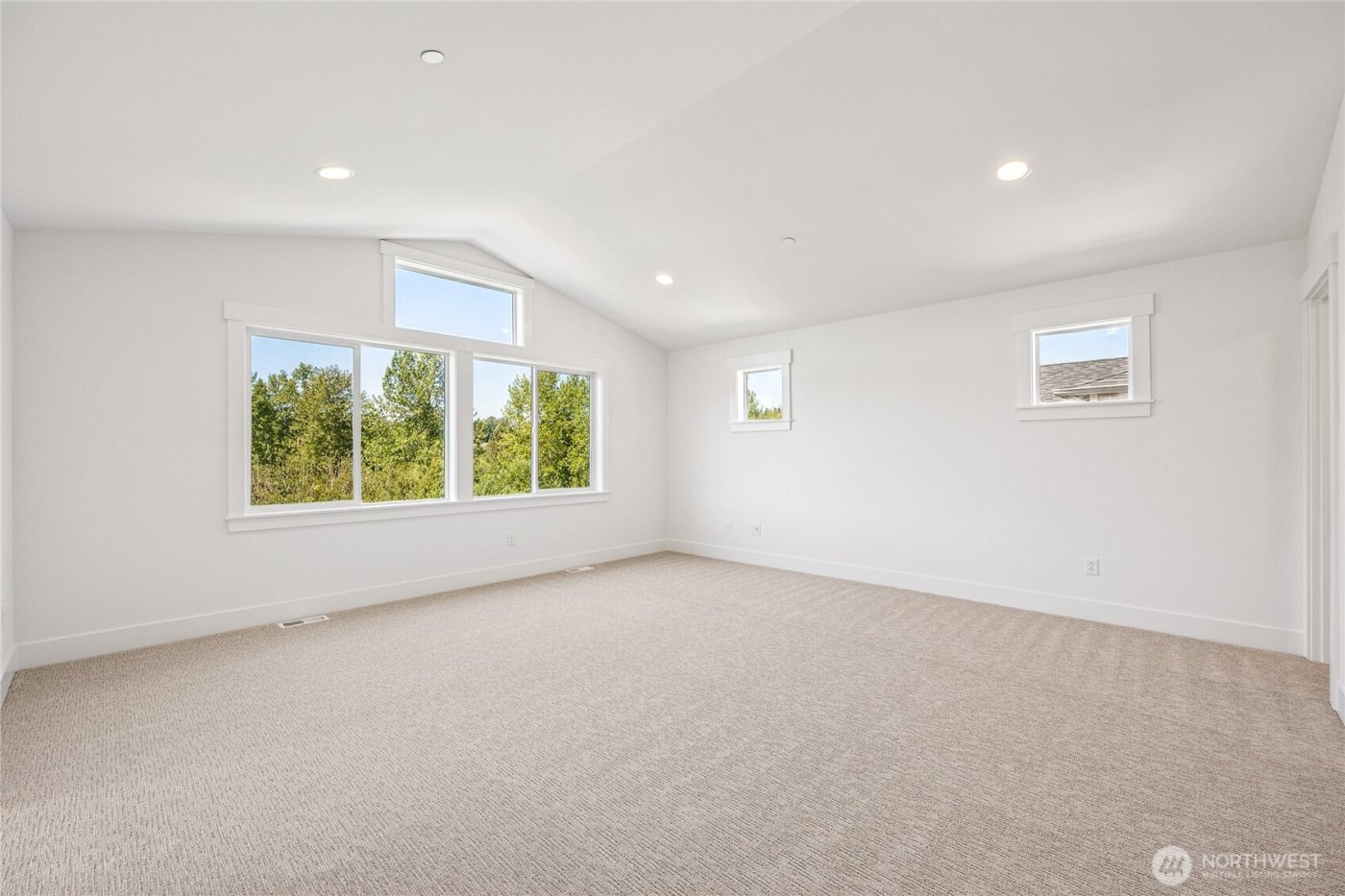 19515 81st Place NE #1, Kenmore, WA 98028