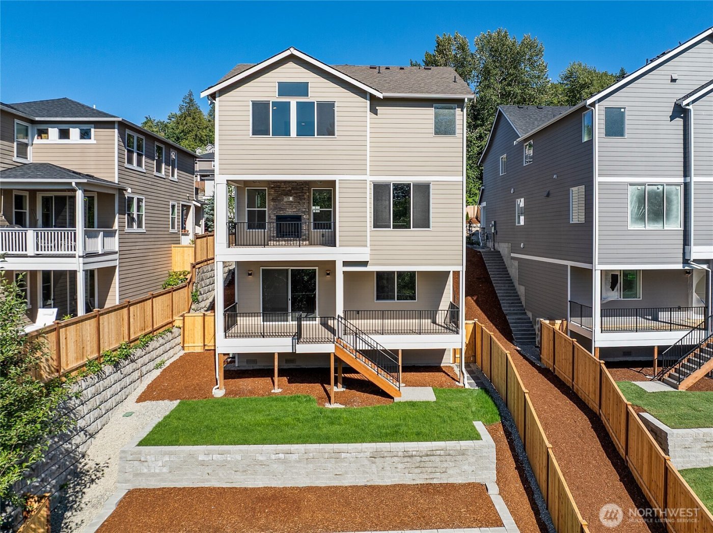 19515 81st Place NE #1, Kenmore, WA 98028