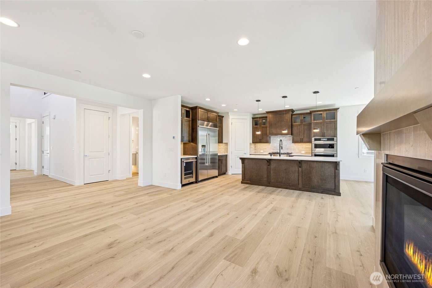 19515 81st Place NE #1, Kenmore, WA 98028