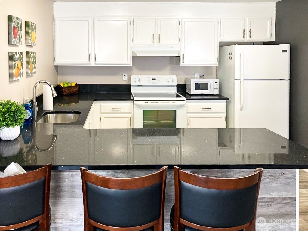 3390 Narrows Lane NE #101, Bremerton, WA 98310