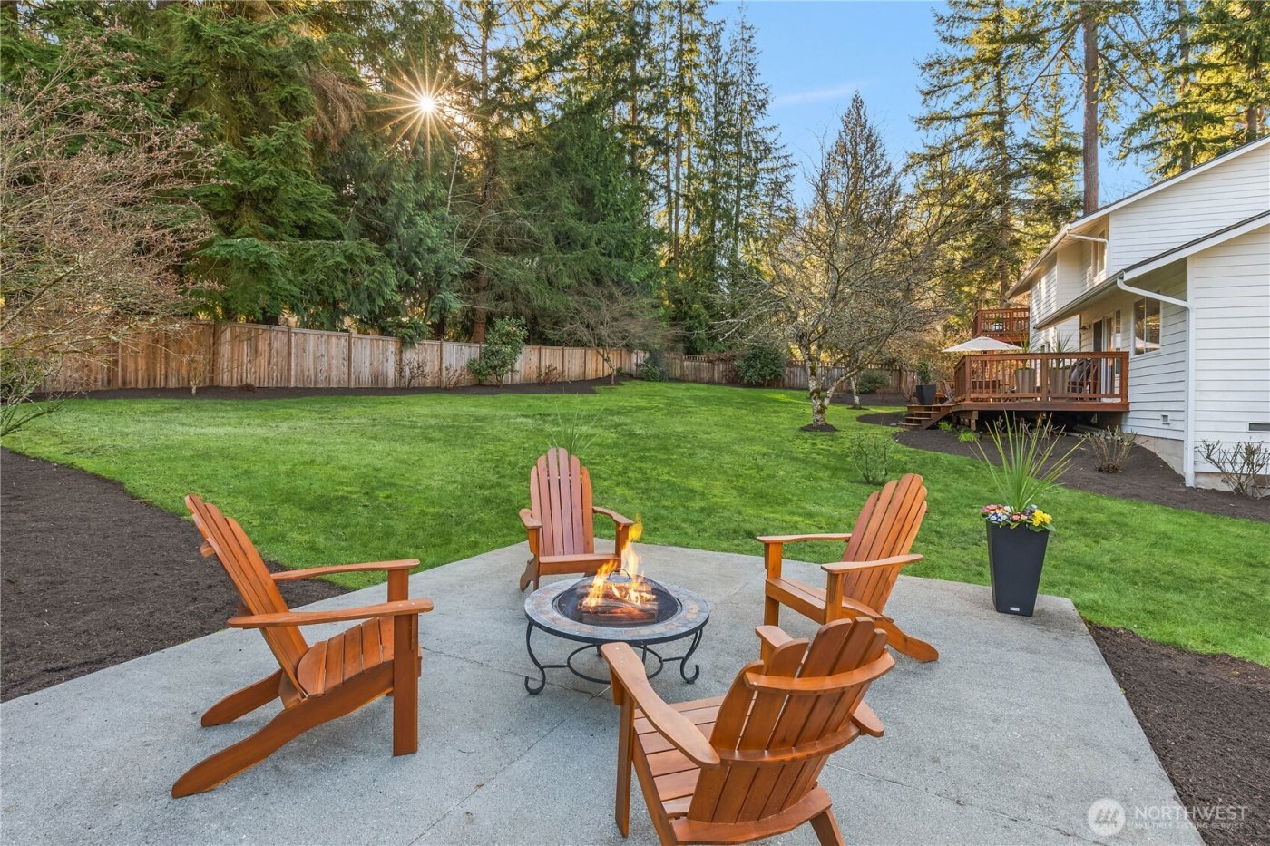 23039 SE 37th Street , Sammamish, WA 98075