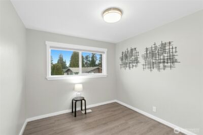 12563 SE 71st Street , Newcastle, WA 98056 - Photo 15