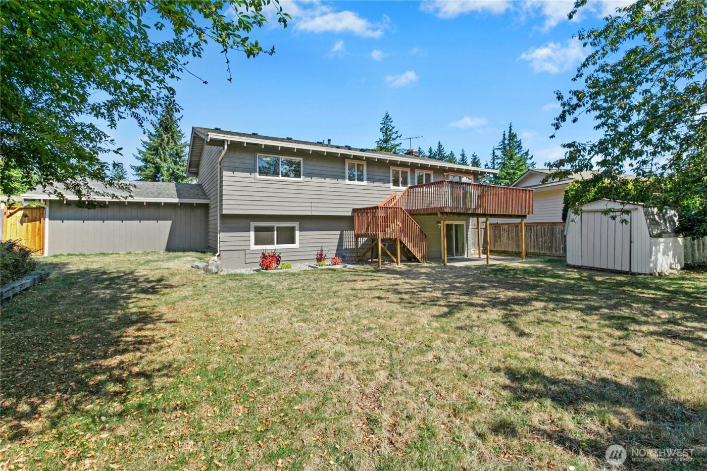 12563 SE 71st Street , Newcastle, WA 98056