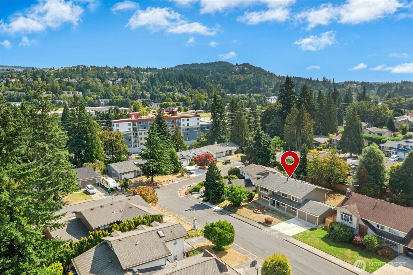 12563 SE 71st Street , Newcastle, WA 98056