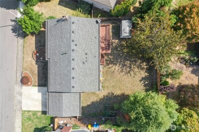 12563 SE 71st Street , Newcastle, WA 98056 - Photo 32