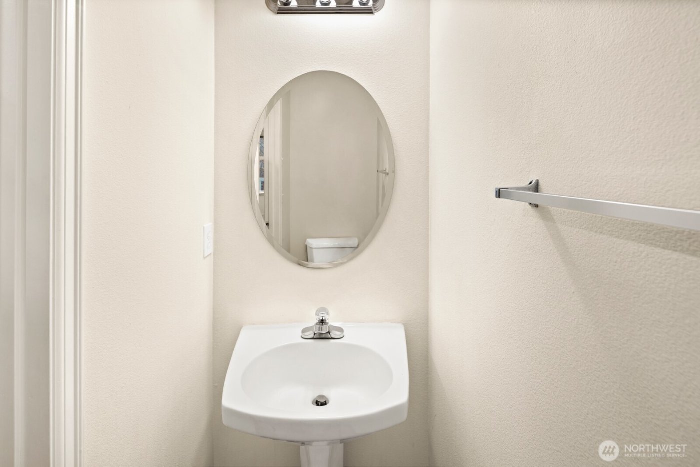 1150 N 90th , Seattle, WA 98103