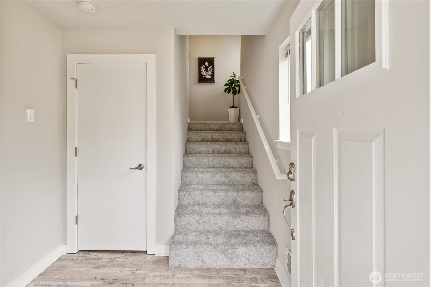 1017 W Main Street #C102, Monroe, WA 98272