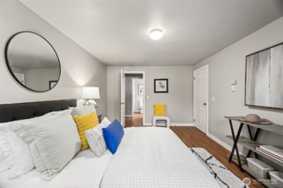 12527 NE 117th Place #F5, Kirkland, WA 98034 - Photo 11