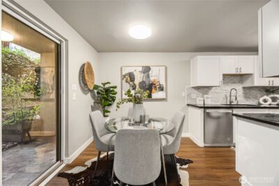 12527 NE 117th Place #F5, Kirkland, WA 98034 - Photo 5