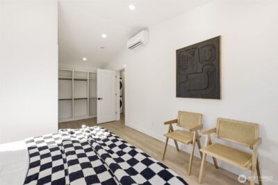 526 N 100th Street , Seattle, WA 98133 - Photo 13