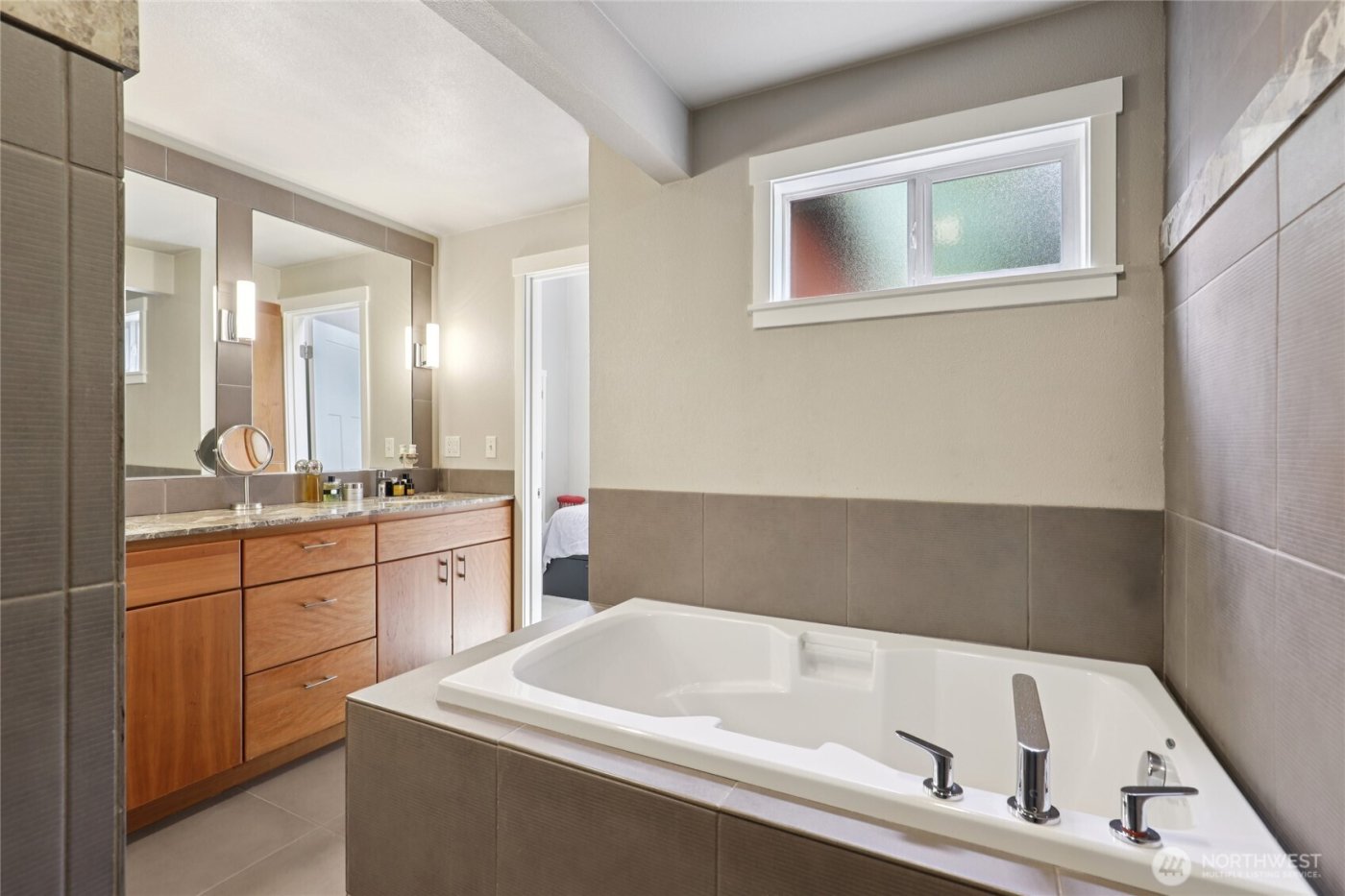 15611 NE 181st Loop , Brush Prairie, WA 98606