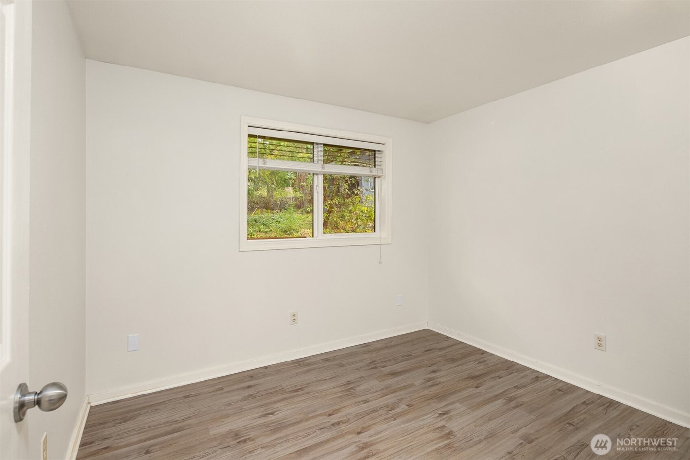 19814 10th Drive SE, Bothell, WA 98012-7701