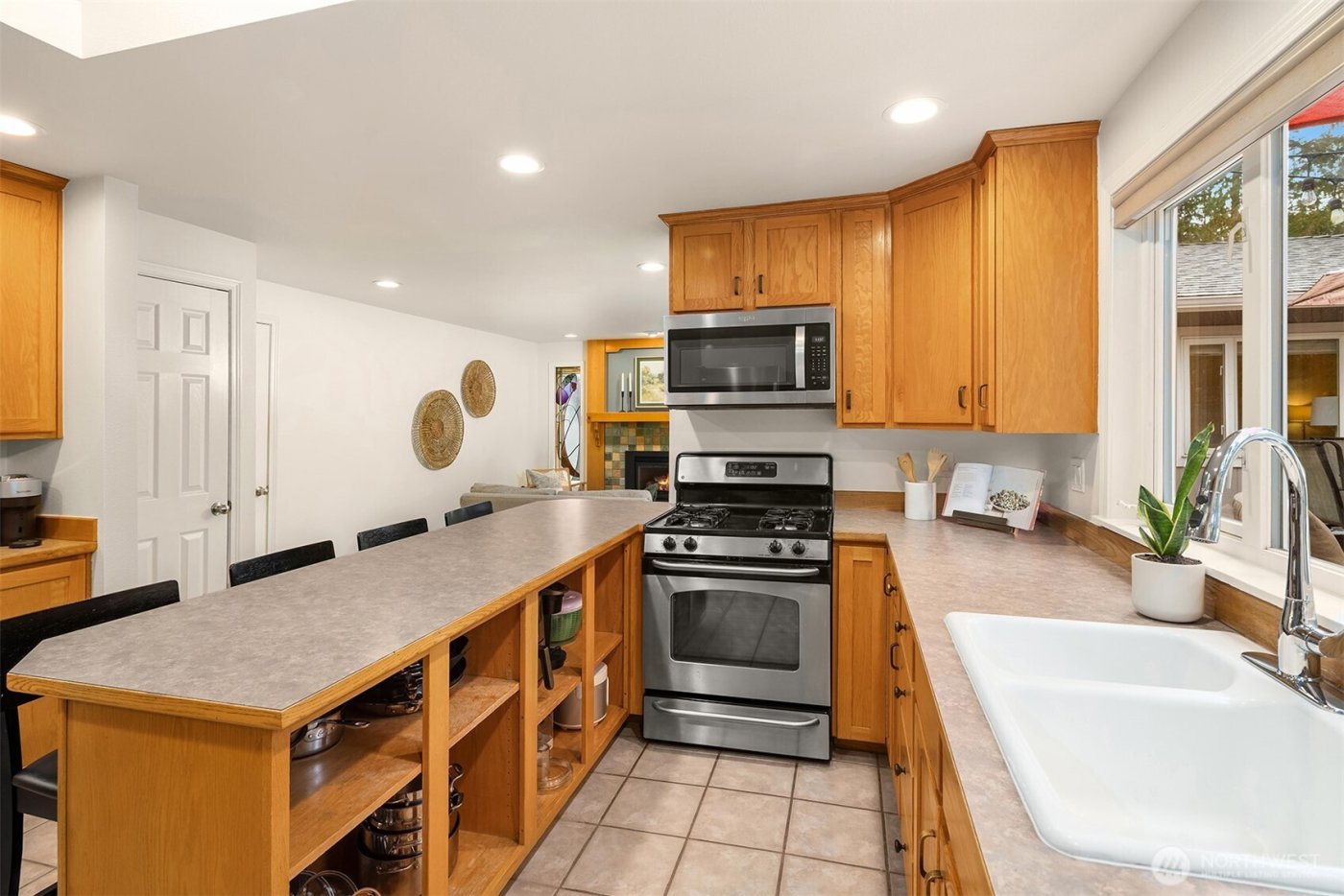 19814 10th Drive SE, Bothell, WA 98012-7701