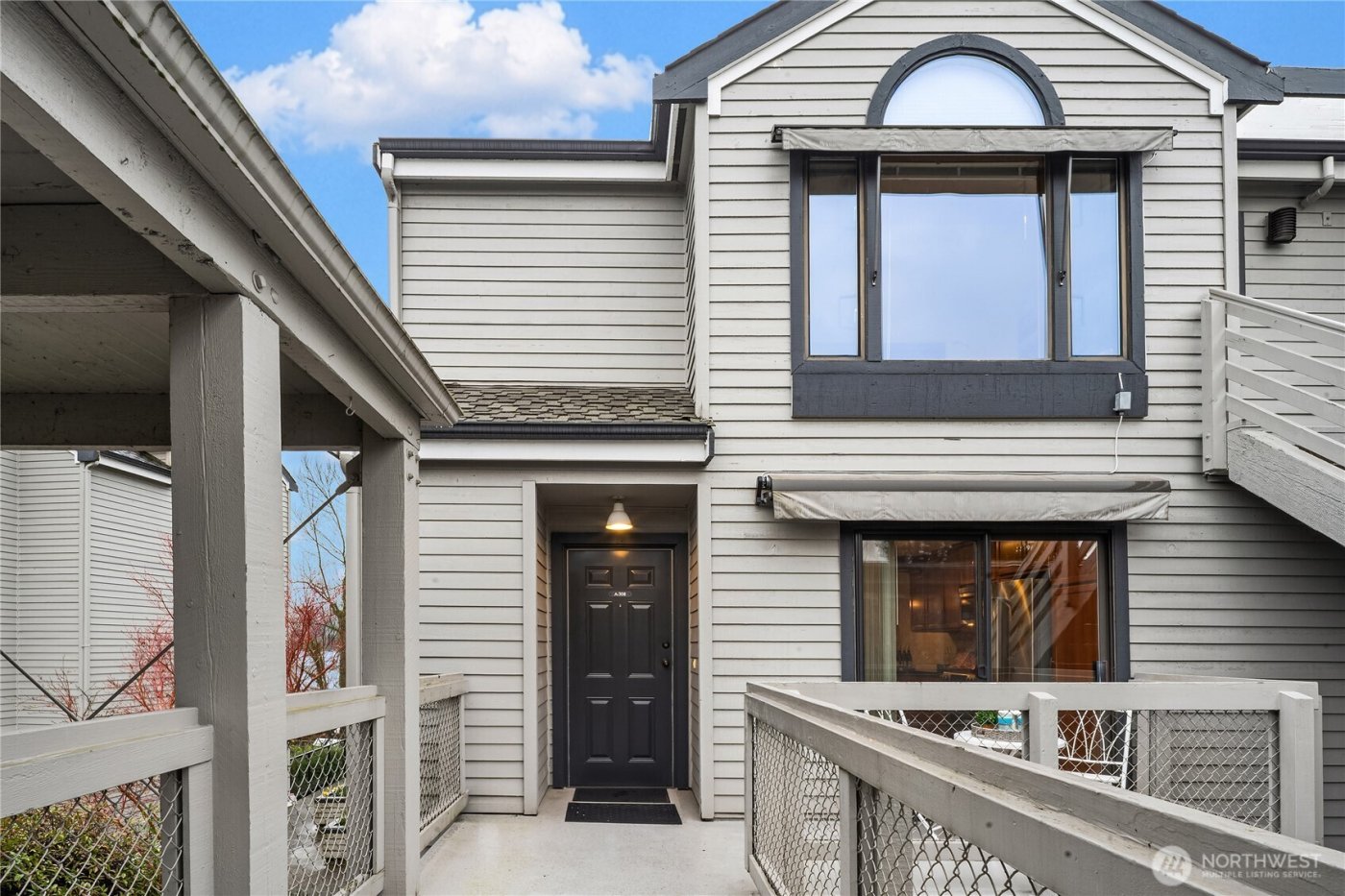 6121 NE 175th Street #A308, Kenmore, WA 98028