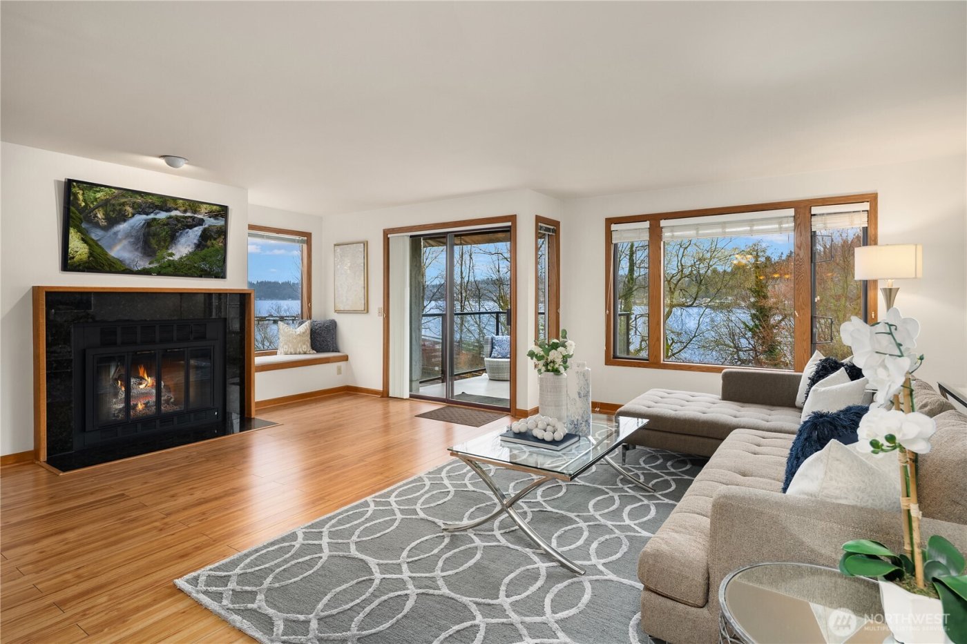 6121 NE 175th Street #A308, Kenmore, WA 98028