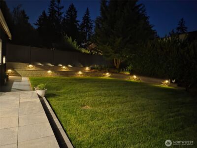 2121 109th Avenue SE, Bellevue, WA 98004 - Photo 29