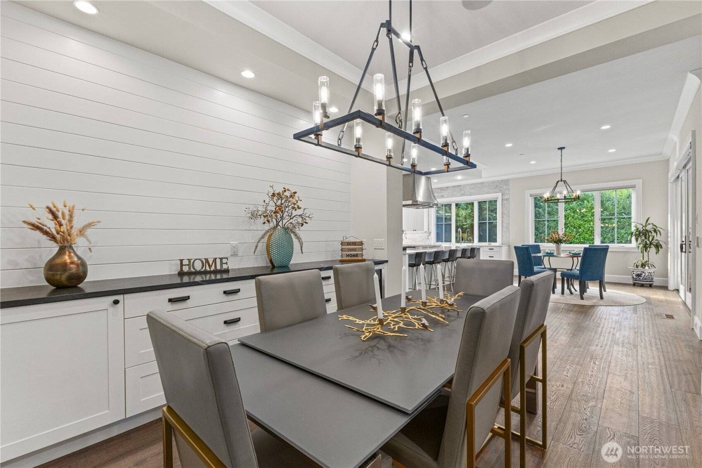 2121 109th Avenue SE, Bellevue, WA 98004