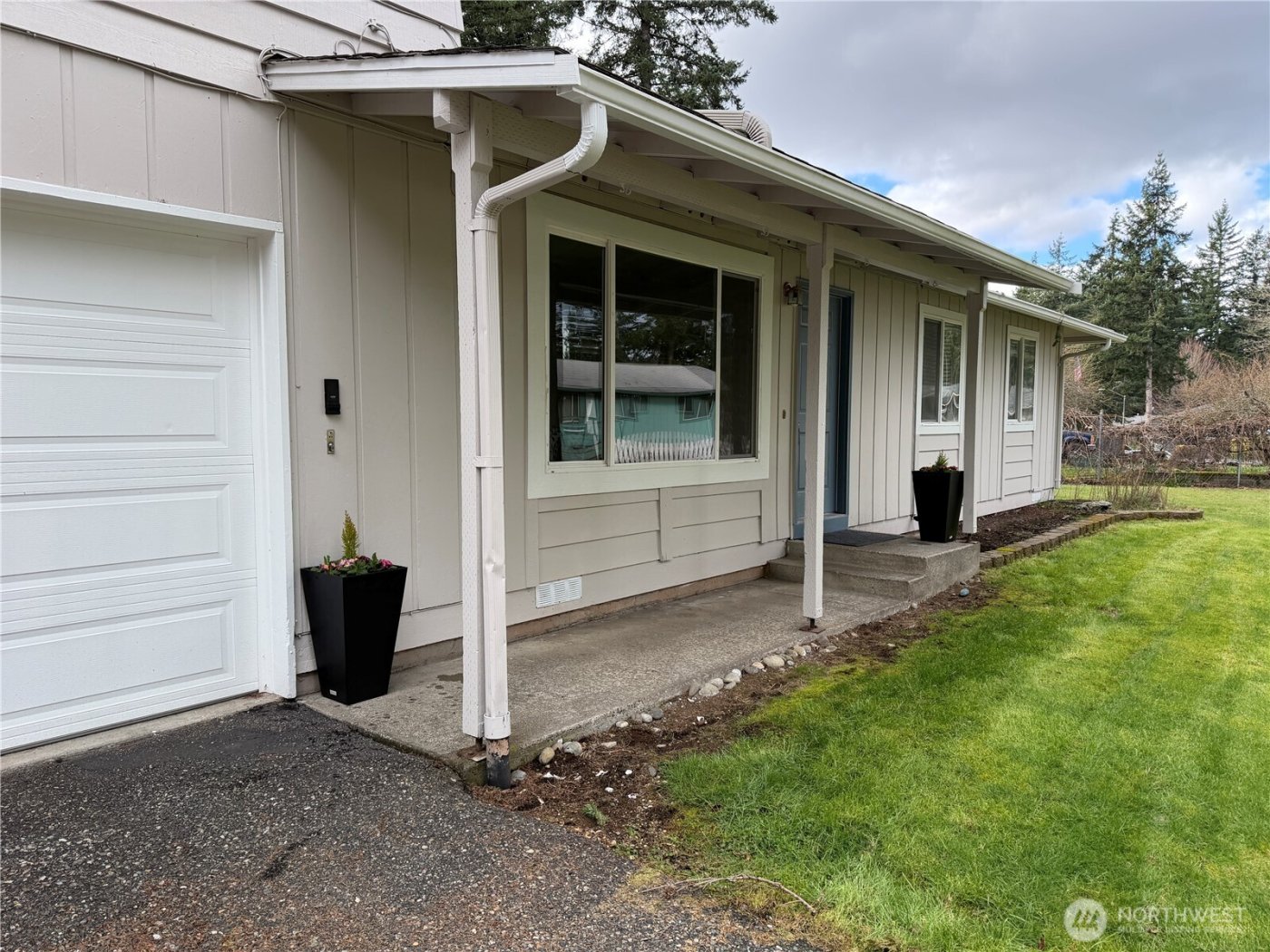 23341 SE 266th Street , Maple Valley, WA 98038