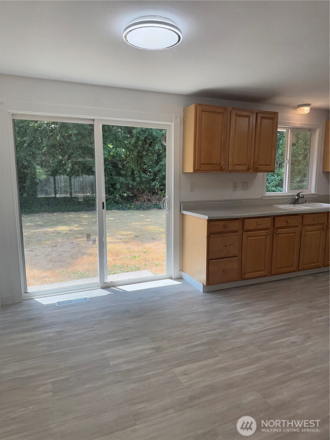 23341 SE 266th Street , Maple Valley, WA 98038