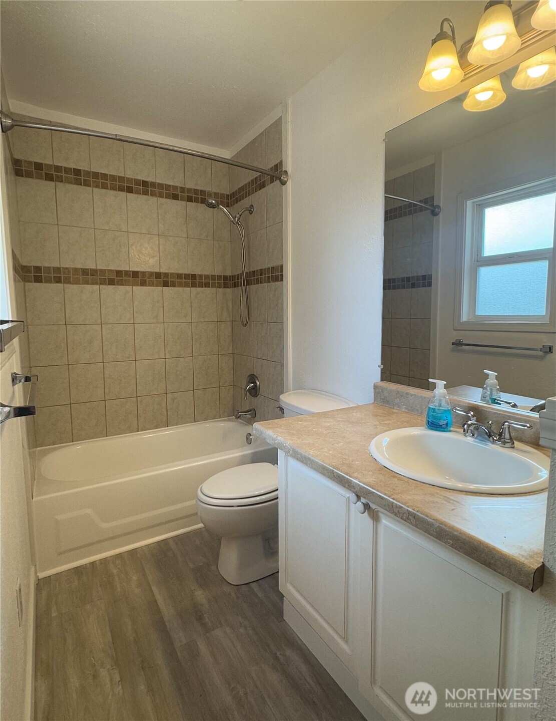 23341 SE 266th Street , Maple Valley, WA 98038