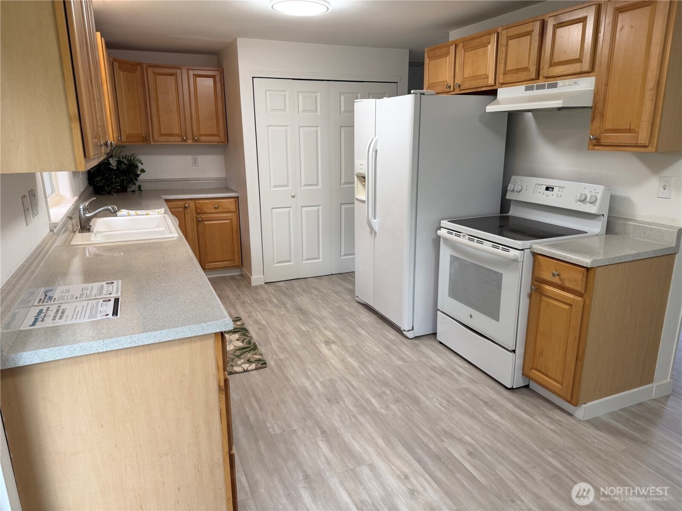 23341 SE 266th Street , Maple Valley, WA 98038