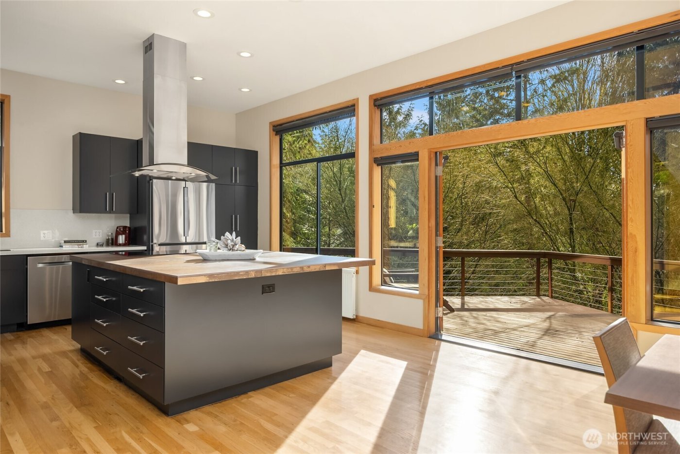 5384 Crystal Springs Drive NE, Bainbridge Island, WA 98110