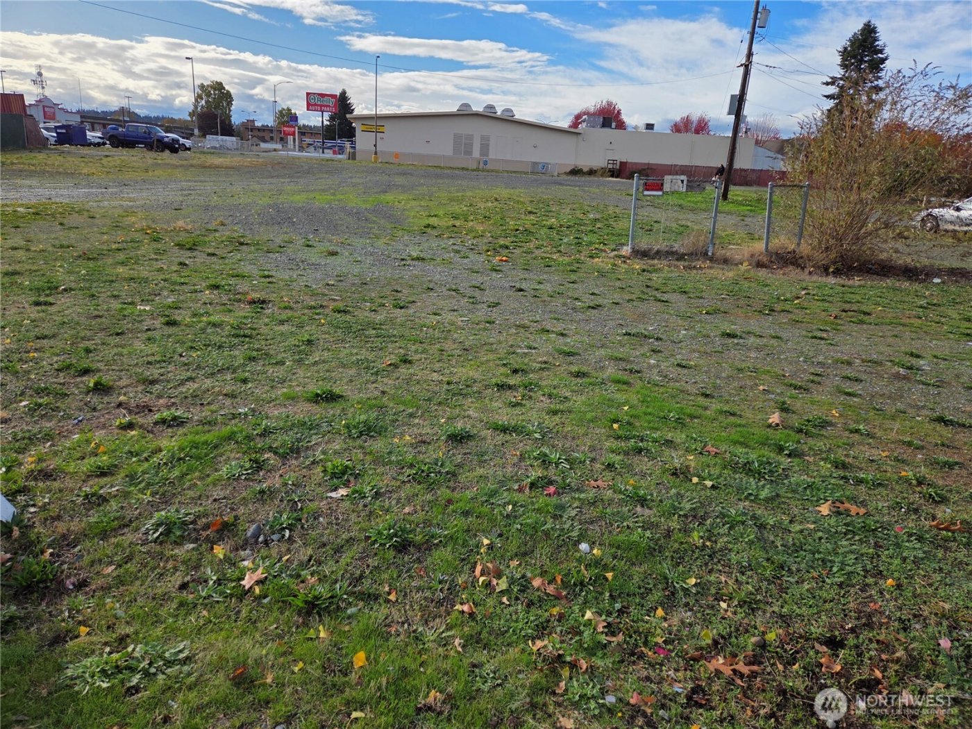 225 Auburn Way S, Auburn, WA 98002