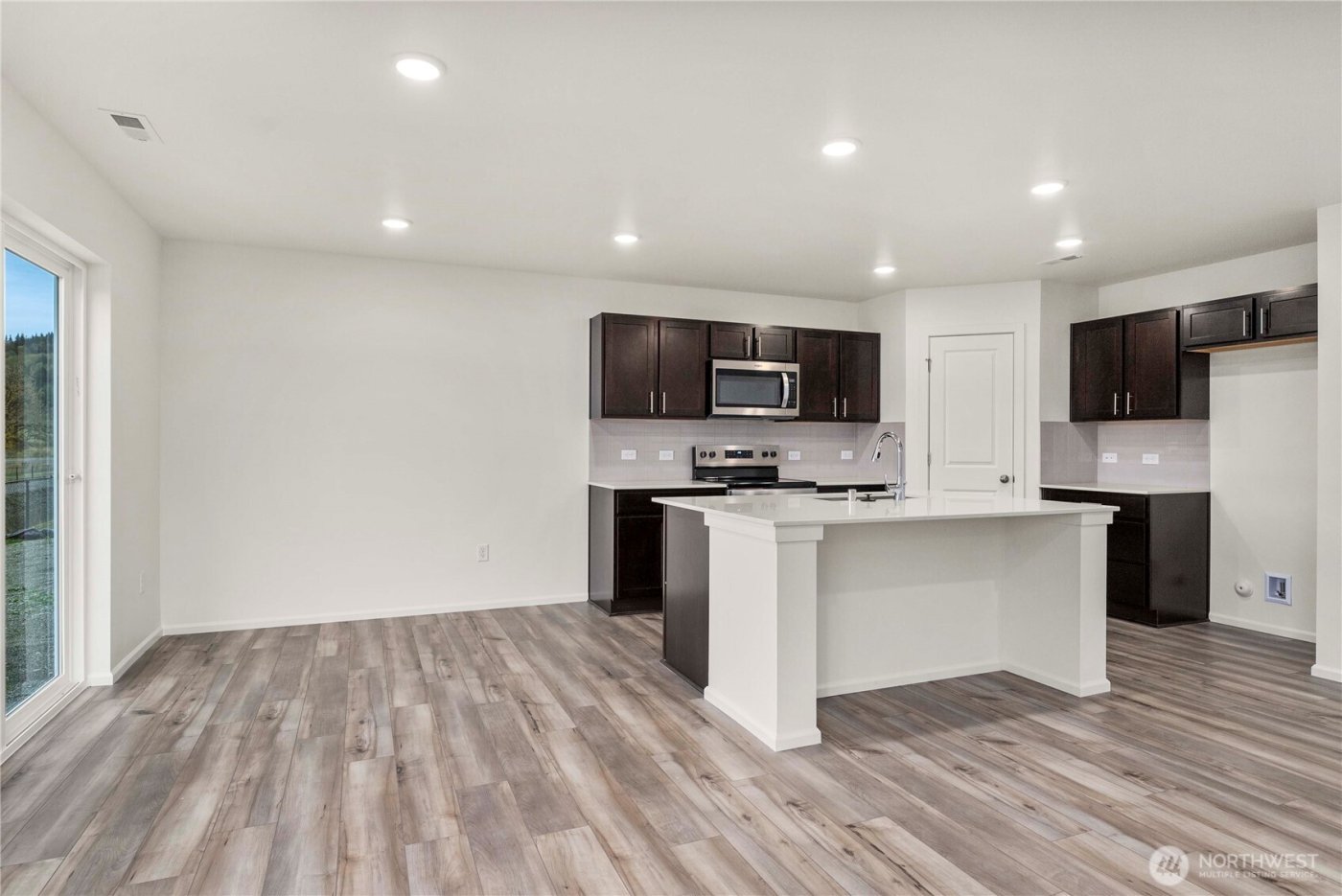 643 Salzer Creek Drive , Centralia, WA 98531