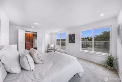 3228 21st Avenue W #300, Seattle, WA 98199 - Photo 12