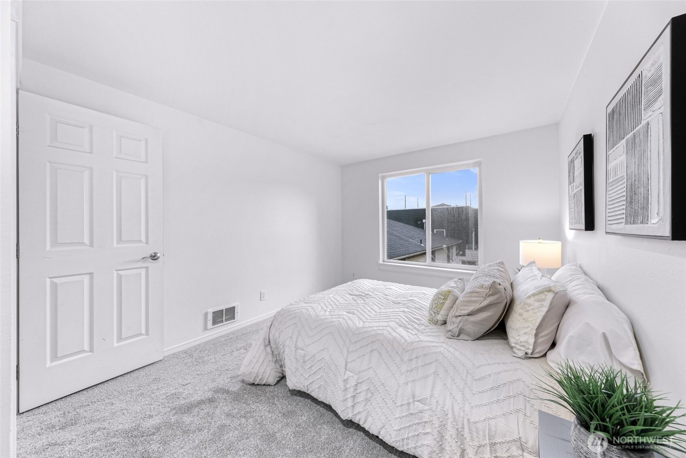 3228 21st Avenue W #300, Seattle, WA 98199