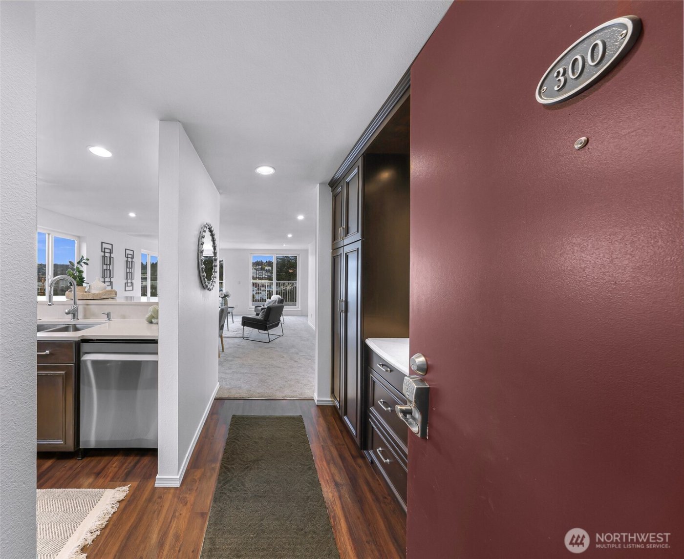 3228 21st Avenue W #300, Seattle, WA 98199