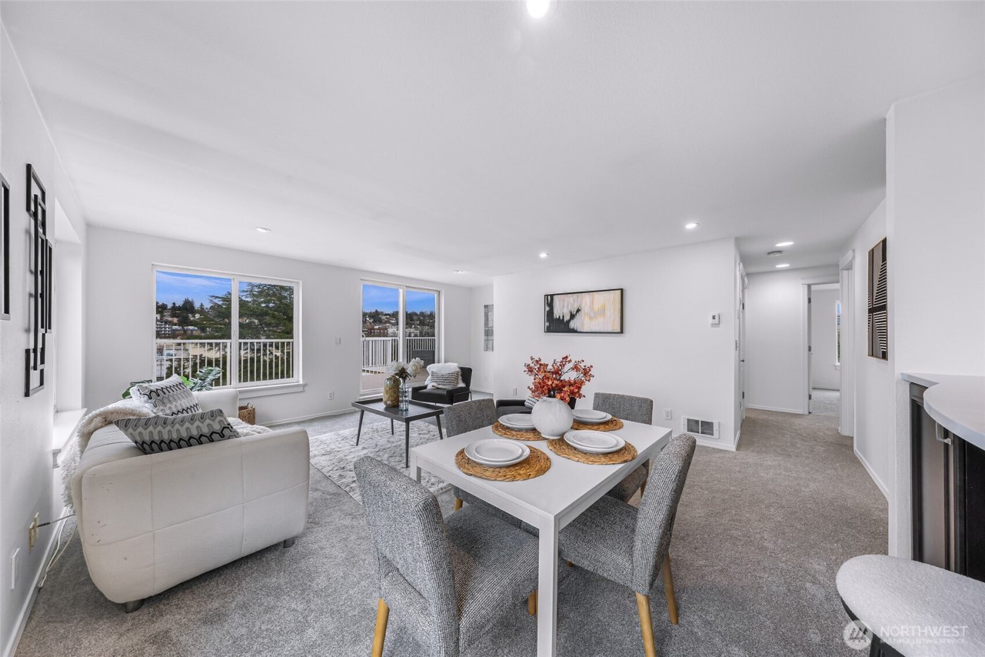 3228 21st Avenue W #300, Seattle, WA 98199