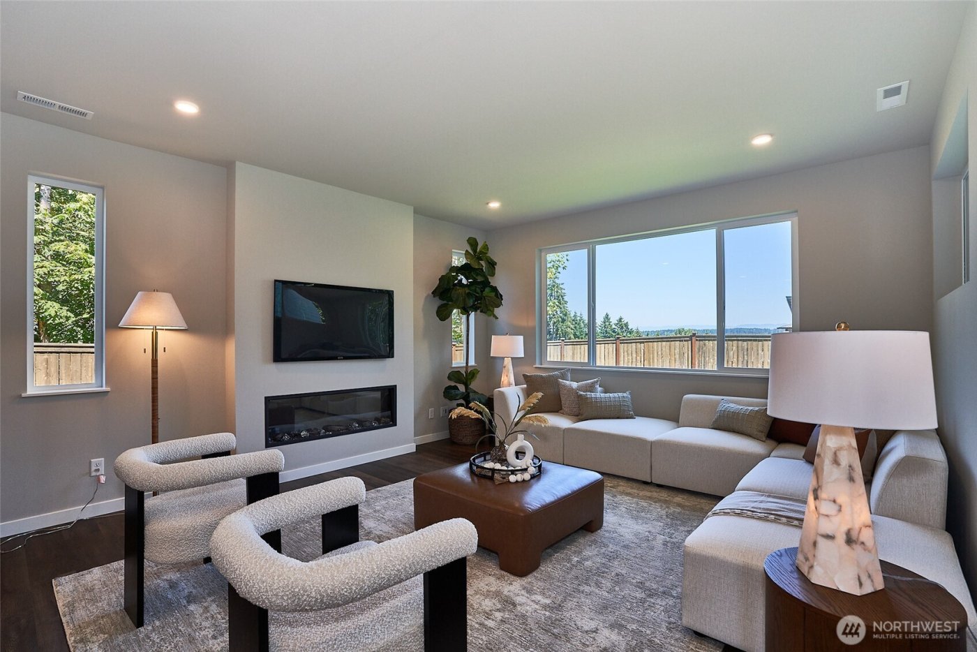 316 SW 365th Street #6, Federal Way, WA 98023