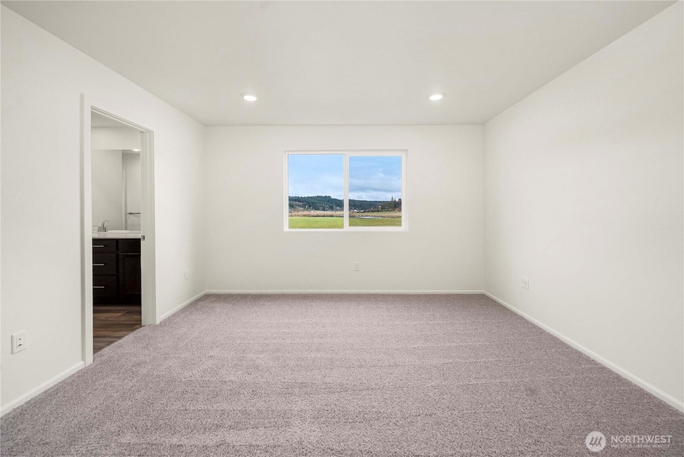 1356 Salzer Creek Drive , Centralia, WA 98531