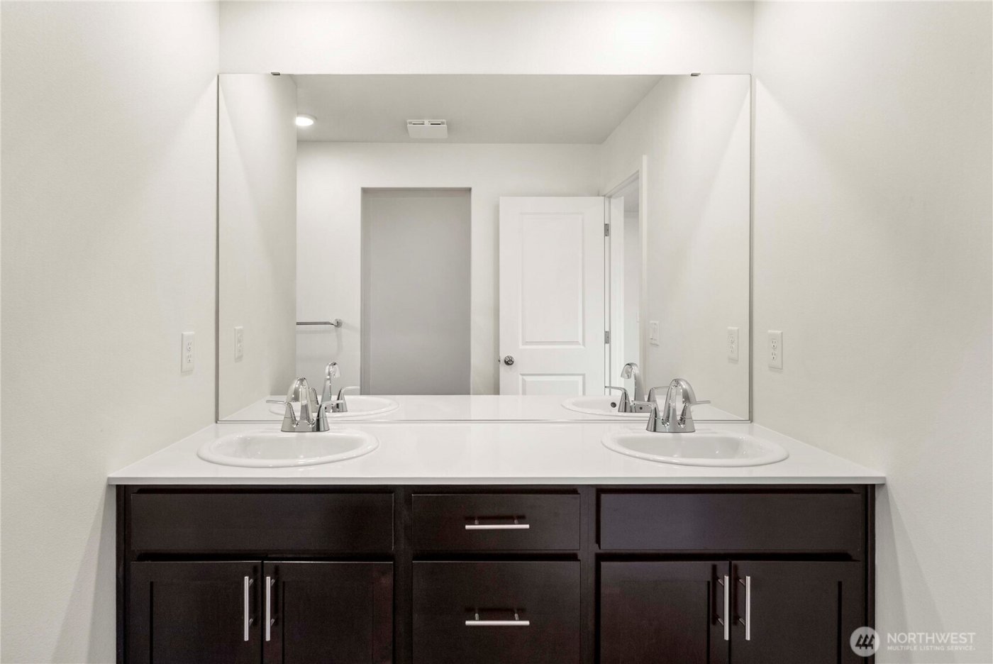 1356 Salzer Creek Drive , Centralia, WA 98531