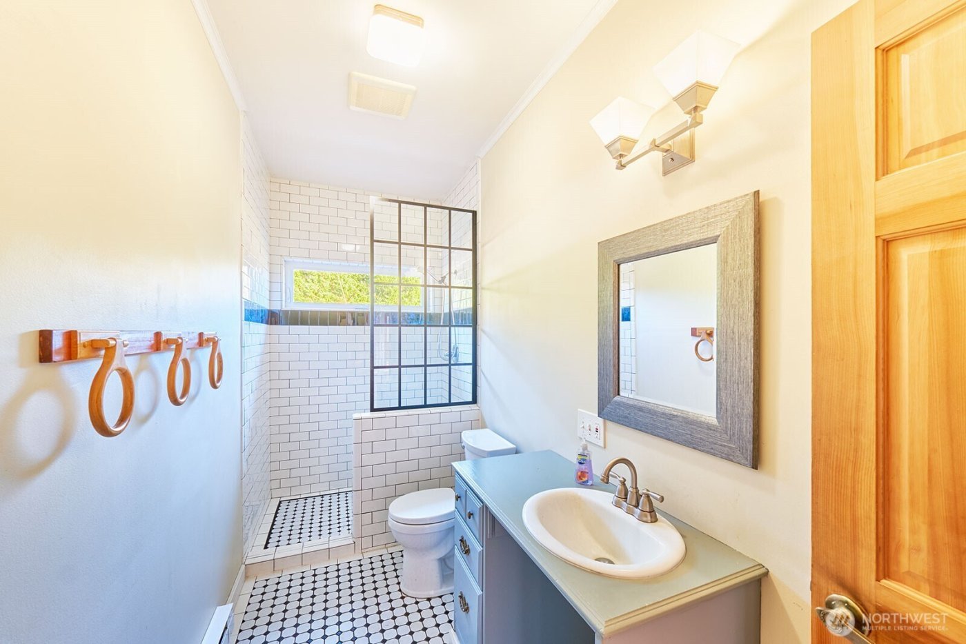 2147 Klahanee Drive , Ilwaco, WA 98624