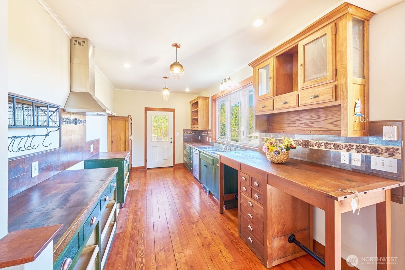 2147 Klahanee Drive , Ilwaco, WA 98624