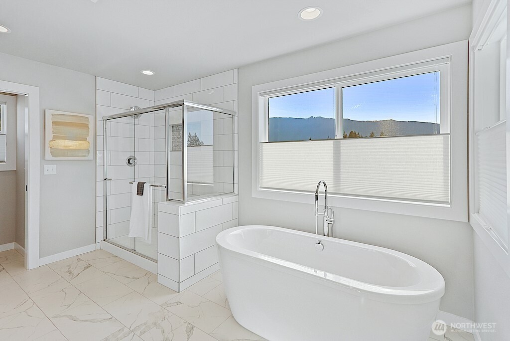 33662 NE 42nd Street , Carnation, WA 98014