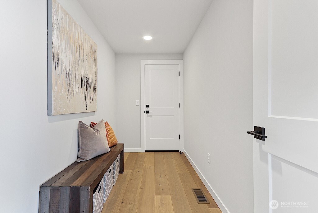 33662 NE 42nd Street , Carnation, WA 98014