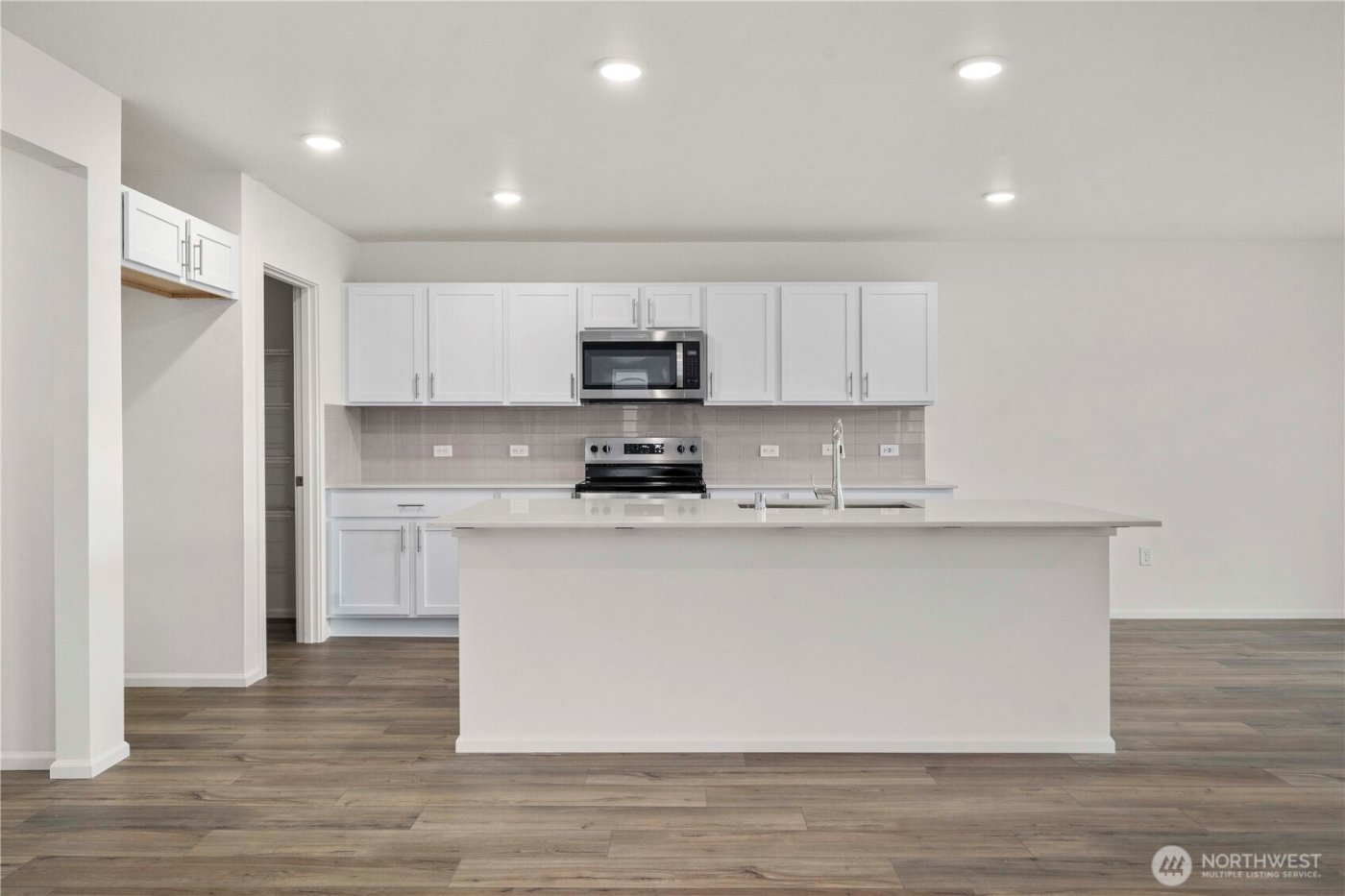 649 Salzer Creek Drive , Centralia, WA 98531