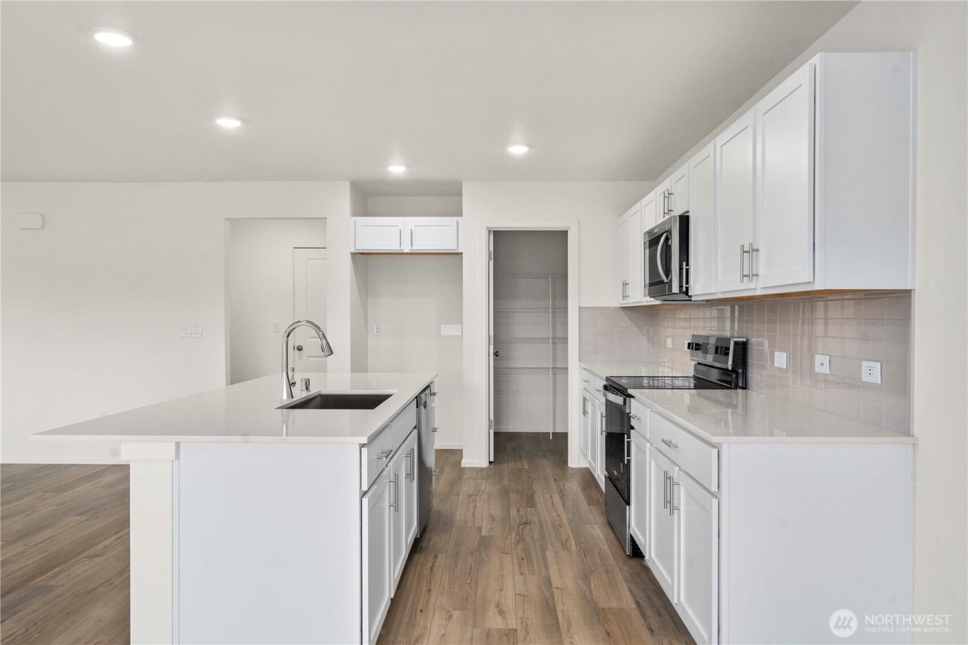 649 Salzer Creek Drive , Centralia, WA 98531