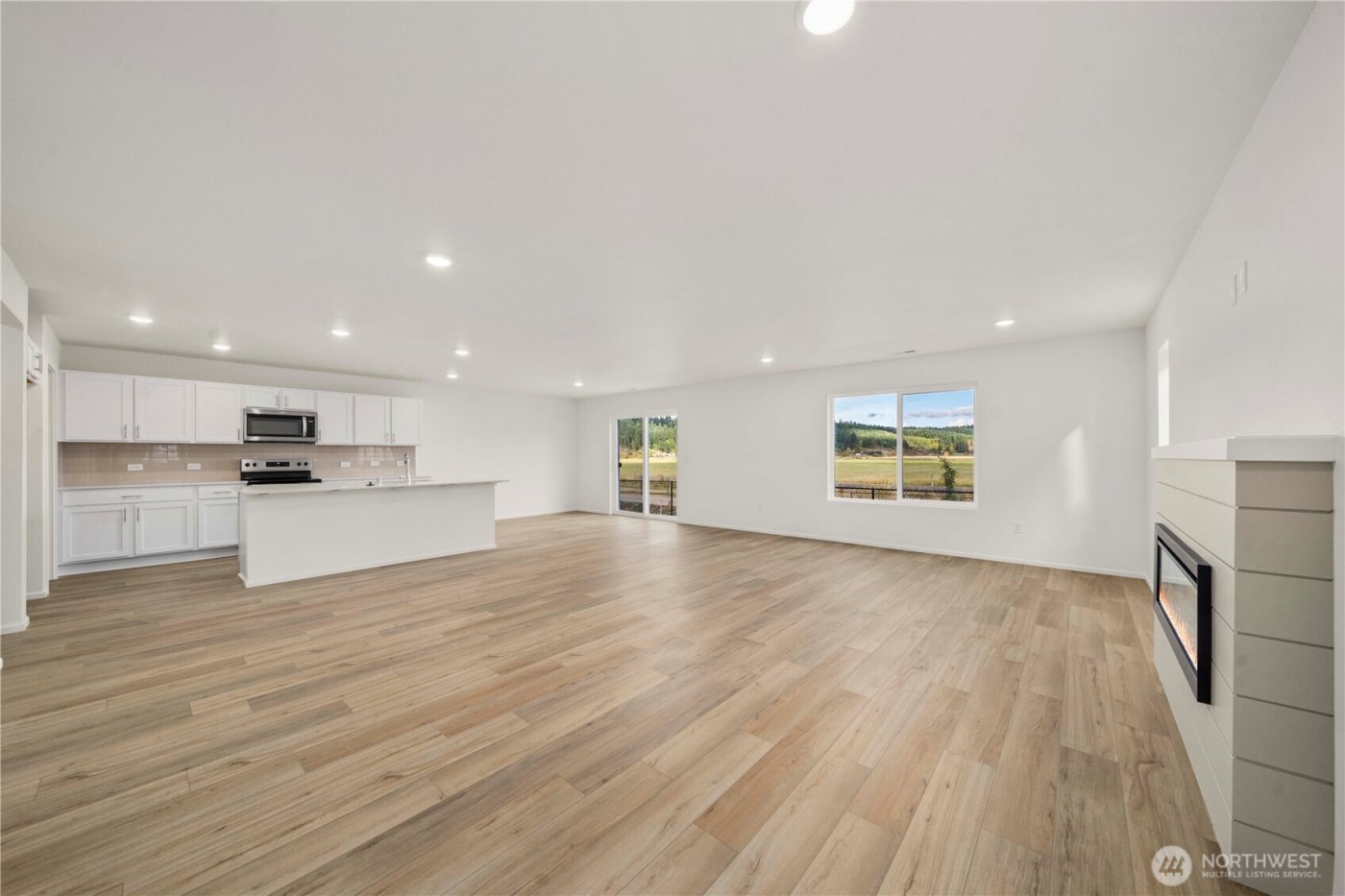 649 Salzer Creek Drive , Centralia, WA 98531