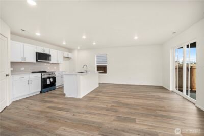 661 Salzer Creek Drive , Centralia, WA 98531 - Photo 8