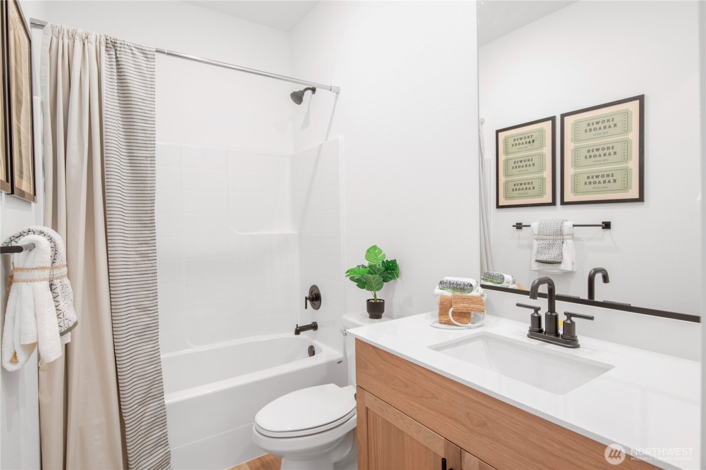 618 Gooseberry Place , Sequim, WA 98382