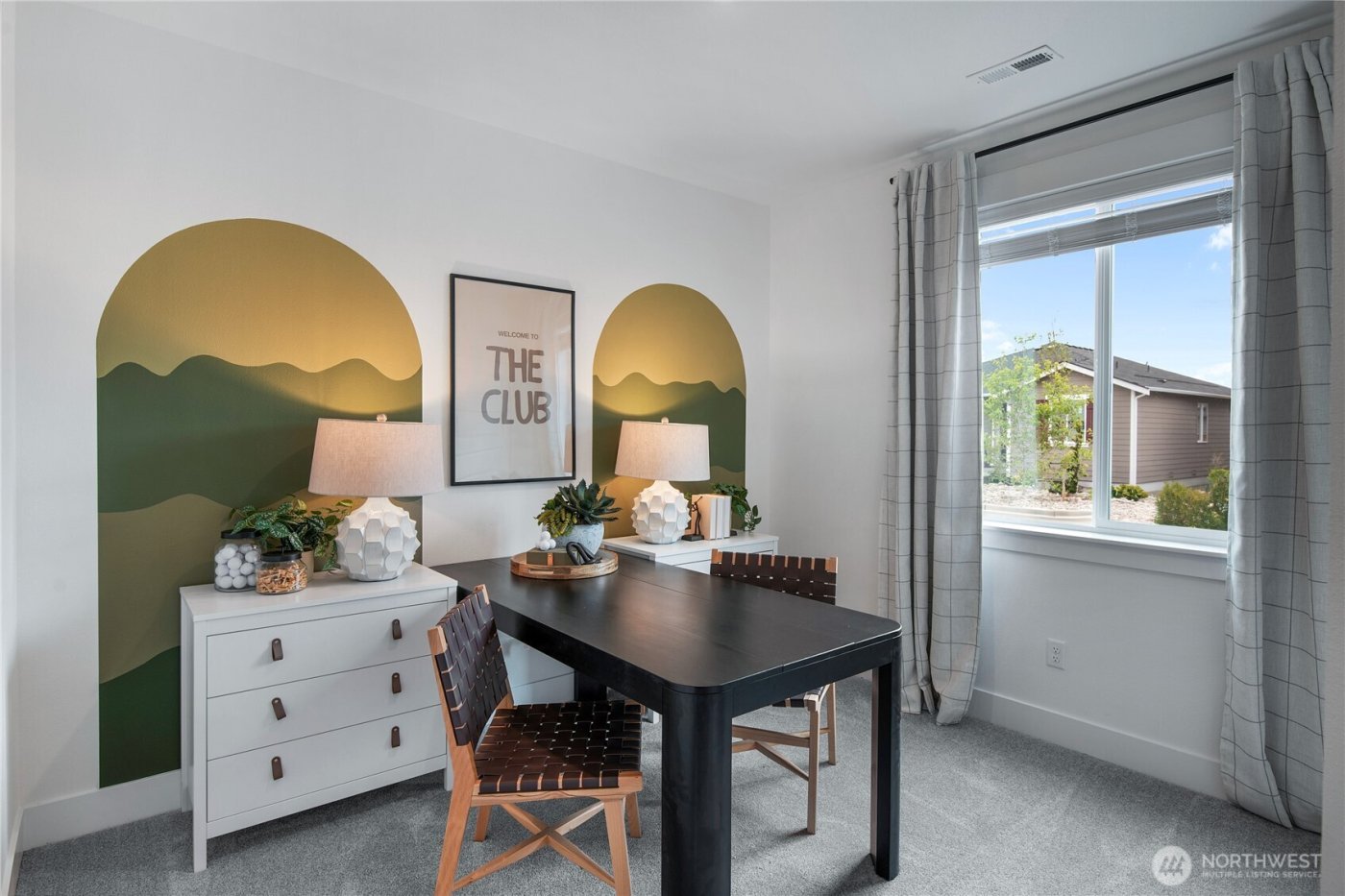 602 Gooseberry Place , Sequim, WA 98382