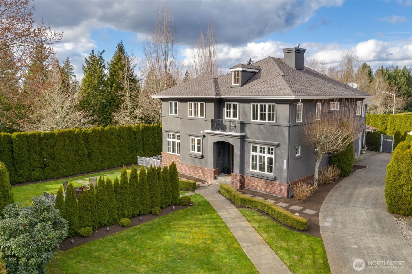 20614 NE 28th Court , Sammamish, WA 98074